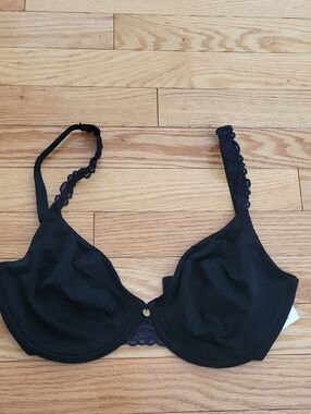 NWT Natori  UK 30F Bra